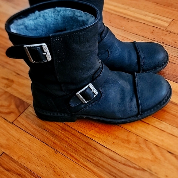 UGG leather motorcycle boots - Picture 3 of 8